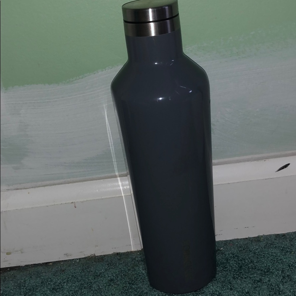 gloss graphite corkcicle